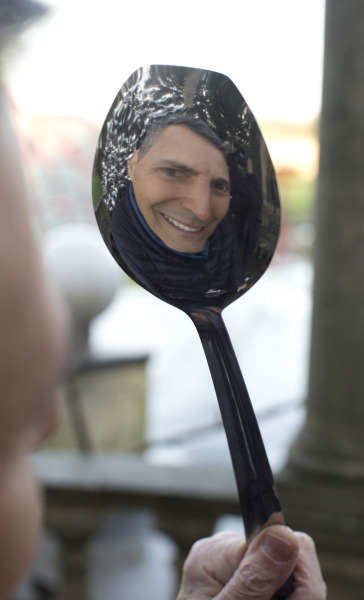 Uri Geller Kellogg's Throne of Spoons.