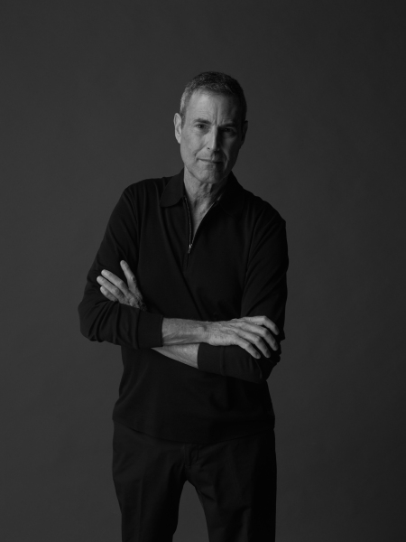 Uri Geller, by Ofer Amir. Edited by Kasimir Häiväoja, FLC Helsinki.