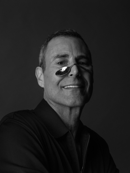 Uri Geller, by Ofer Amir.
