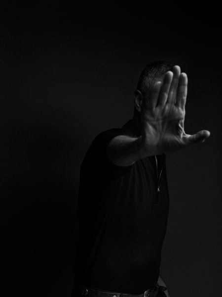 Uri Geller, by Ofer Amir.