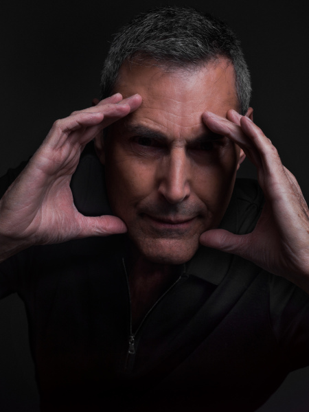 Uri Geller, by Ofer Amir.