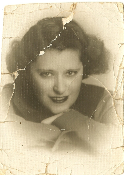 Uri's mother